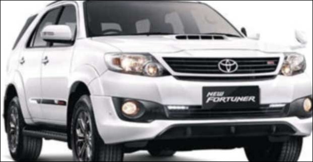 Fortuner has a large wheelbase of 2750 mm and a ground clearance of 220 mm