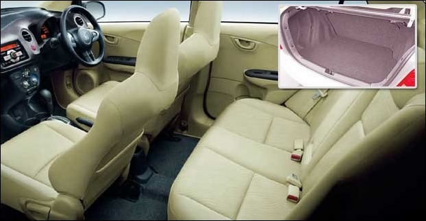 Honda Amaze interior allows 5-6 people sit comfortably.The boot space has a huge capacity of 400 litres.