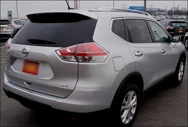 Nissan Rogue has a  fuel economy of 26 mpg in the city and 33 mpg on the highway.