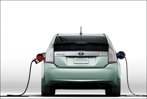 What is a plugin hybrid car !